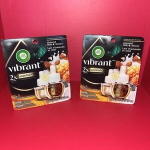 Air Wick Vibrant Plug-in (2 Packs Of 2) Almond Milk & Honey Scented Oil